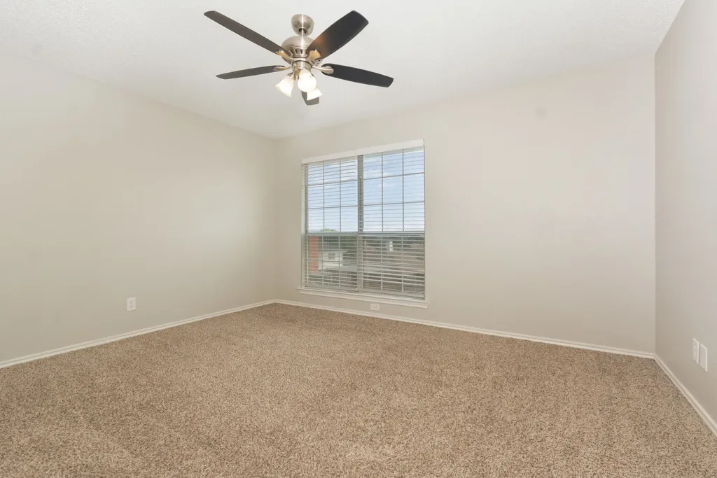 1305 Barclay Drive Carrollton TX 75007