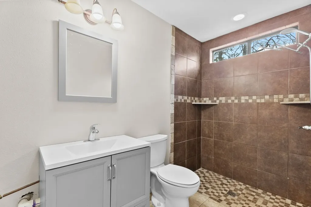289 Private Road 7819 Hawkins TX 75765