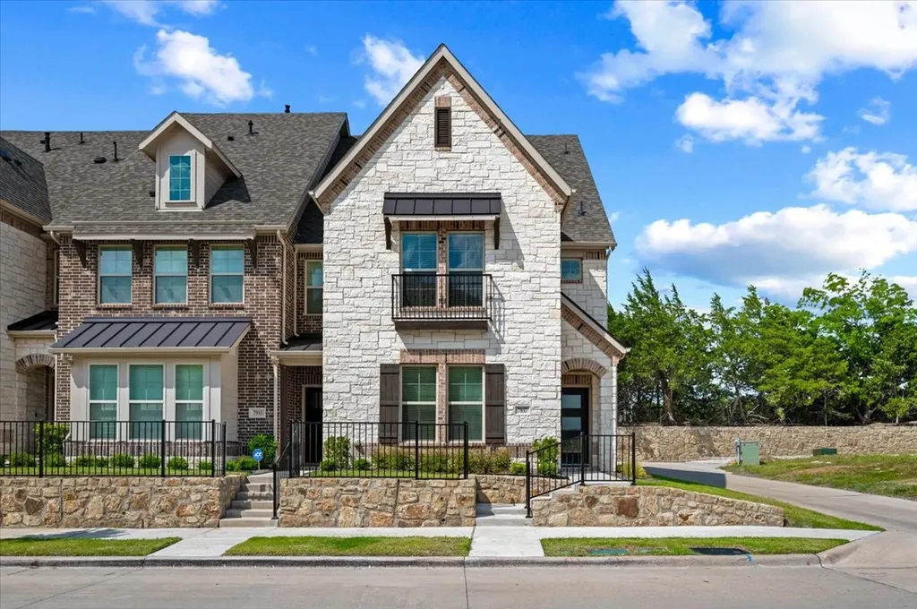 7937 Bayside Drive Rowlett TX 75088