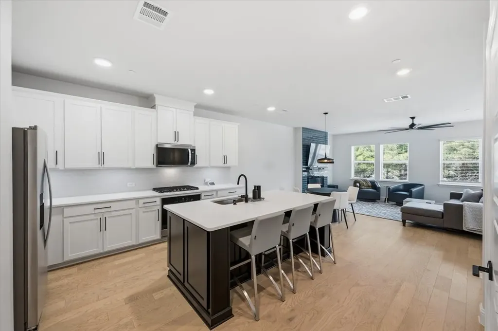7937 Bayside Drive Rowlett TX 75088