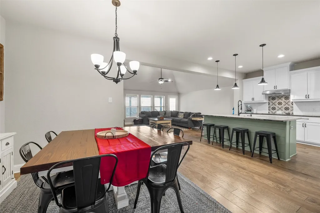 903 Dublin Court Mcgregor TX 76657