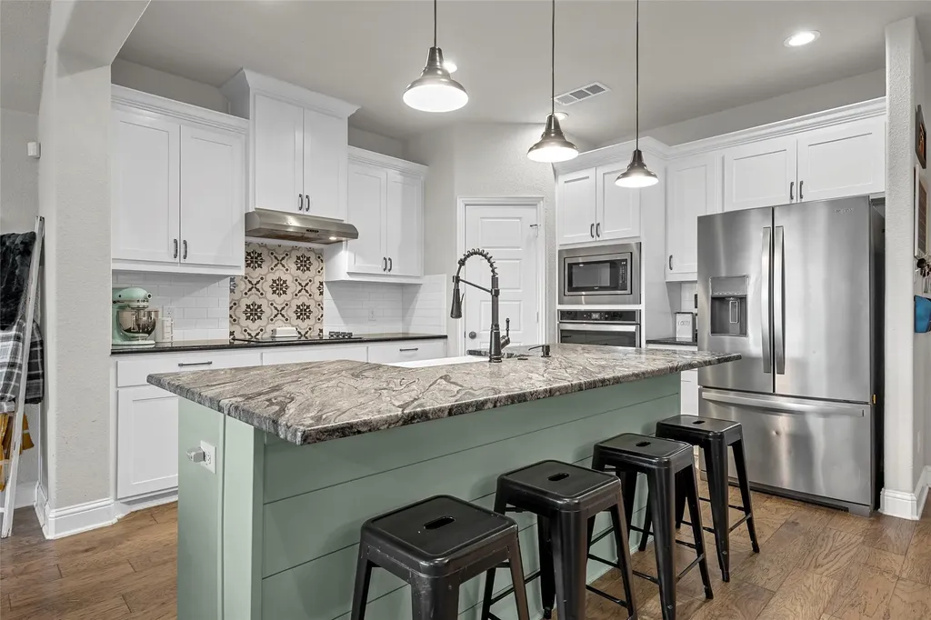 903 Dublin Court Mcgregor TX 76657