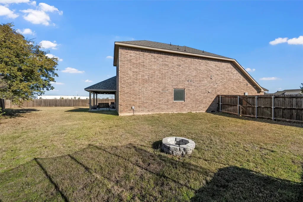 903 Dublin Court Mcgregor TX 76657