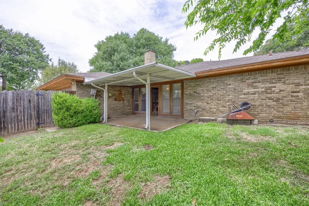 2500 Teakwood Lane Plano TX 75075