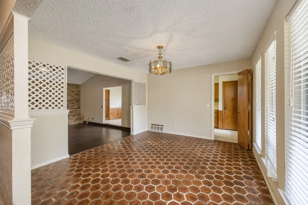 2500 Teakwood Lane Plano TX 75075