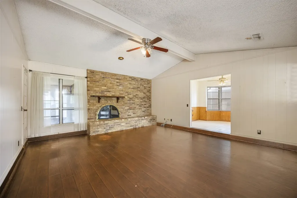 2500 Teakwood Lane Plano TX 75075