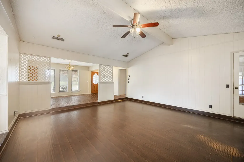 2500 Teakwood Lane Plano TX 75075