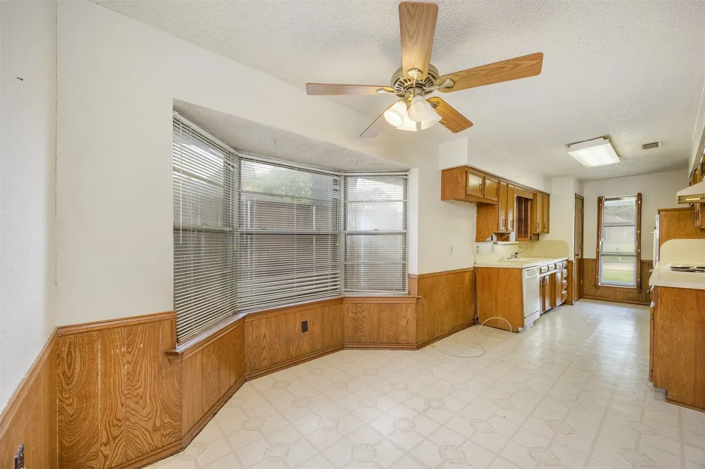 2500 Teakwood Lane Plano TX 75075
