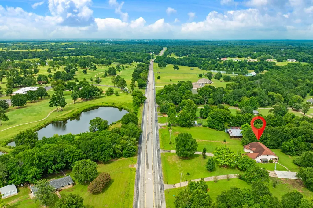 5310 Farm Road 195 Paris TX 75462