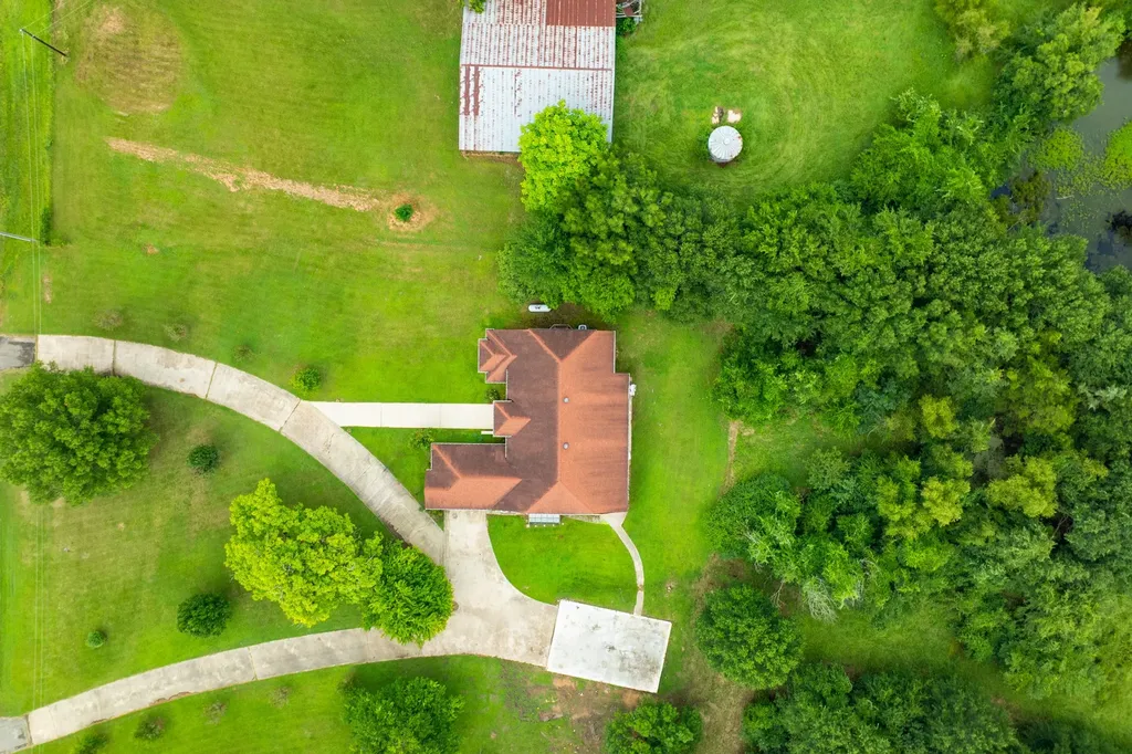 5310 Farm Road 195 Paris TX 75462