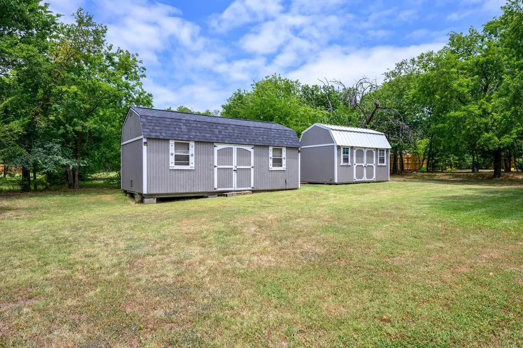 217 E 1st Street Weatherford TX 76086