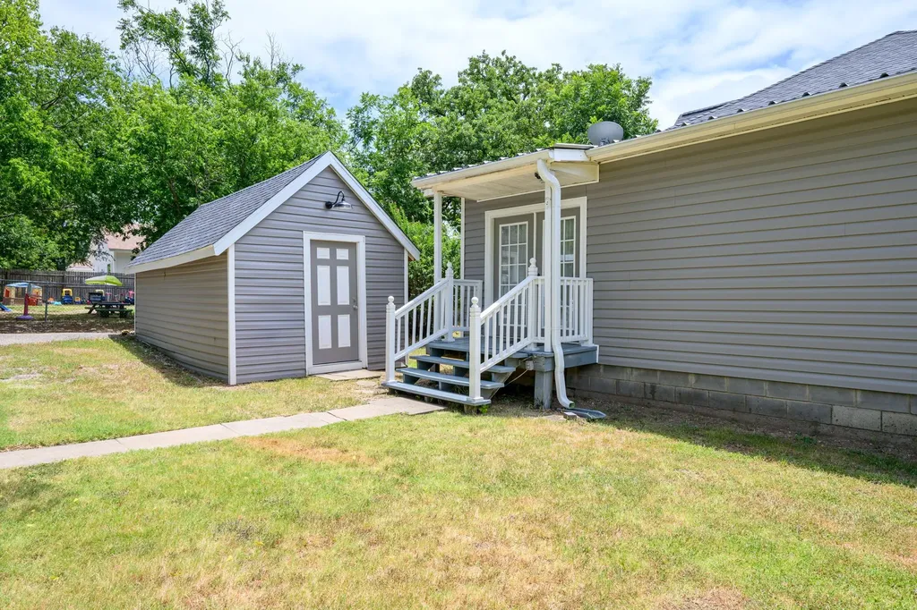 217 E 1st Street Weatherford TX 76086