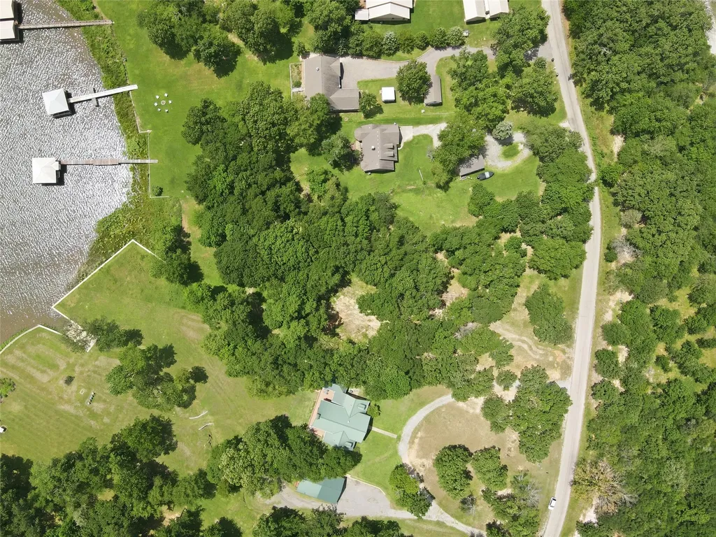 Lot 24 Rs County Road 3500 Emory TX 75440