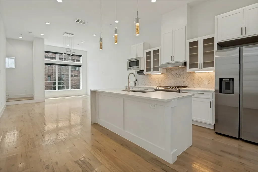 1910 Caddo Street Dallas TX 75204