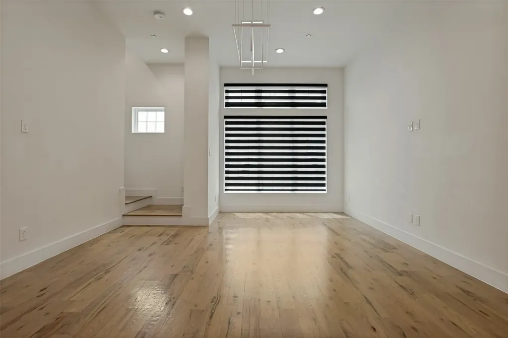 1910 Caddo Street Dallas TX 75204