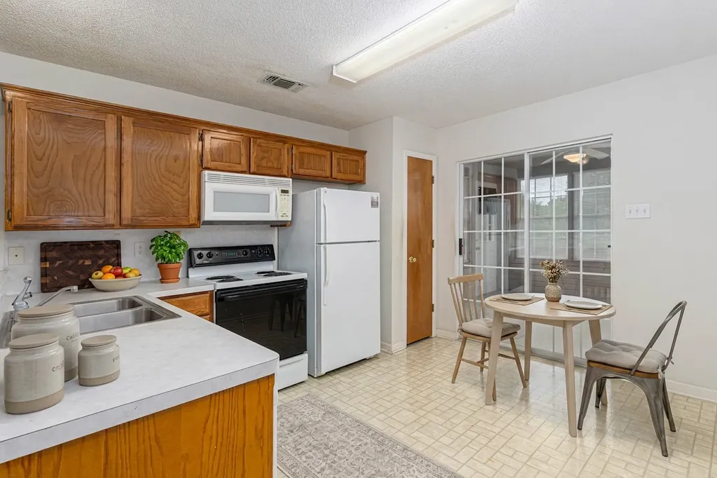 207 Pagosa Lane Holly Lake Ranch TX 75765