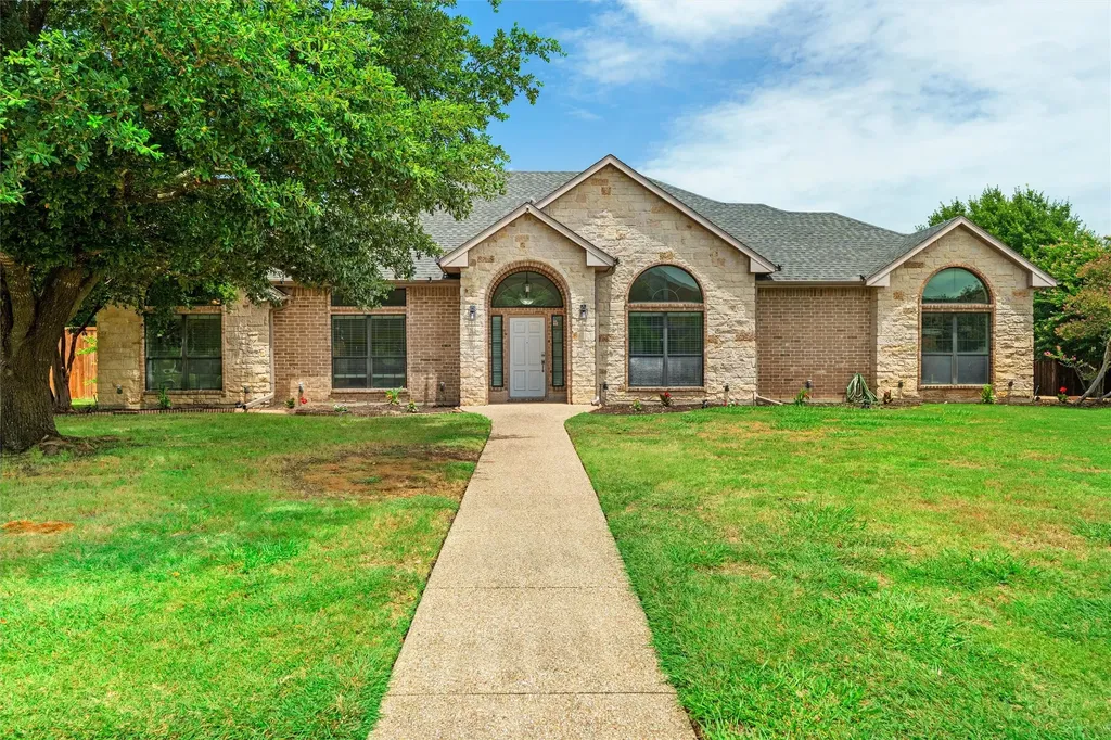 7241 Colwell Drive Midlothian TX 76065