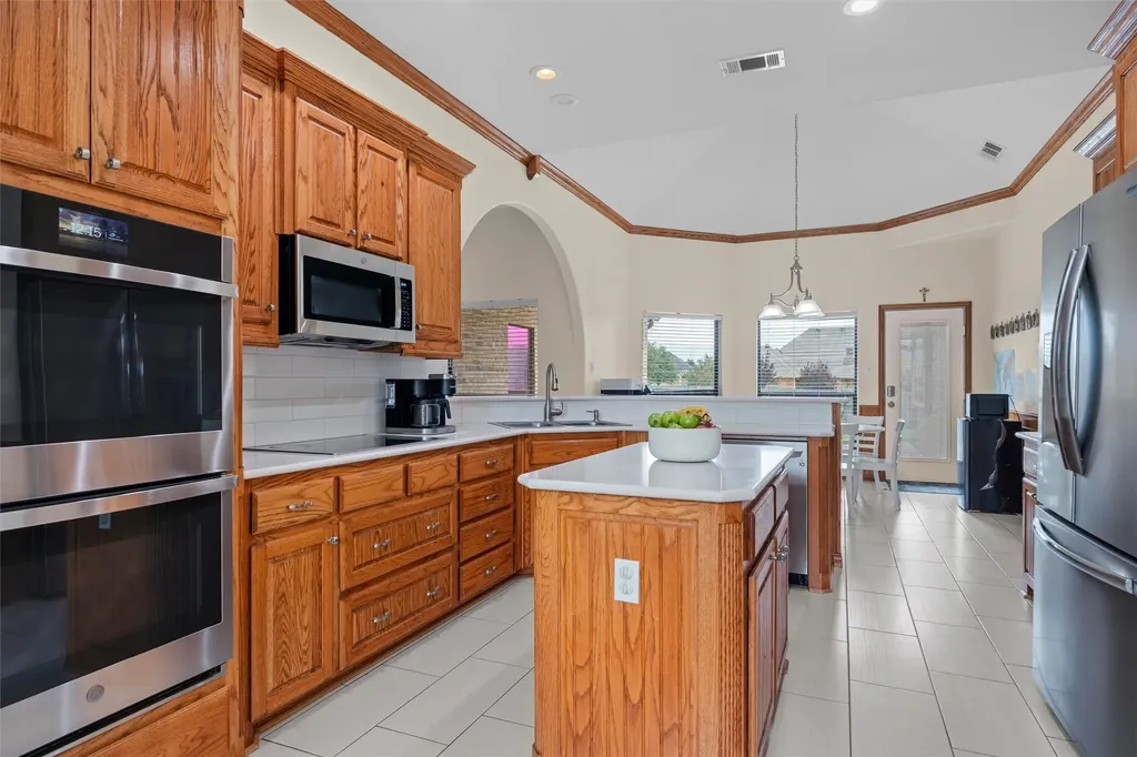7241 Colwell Drive Midlothian TX 76065