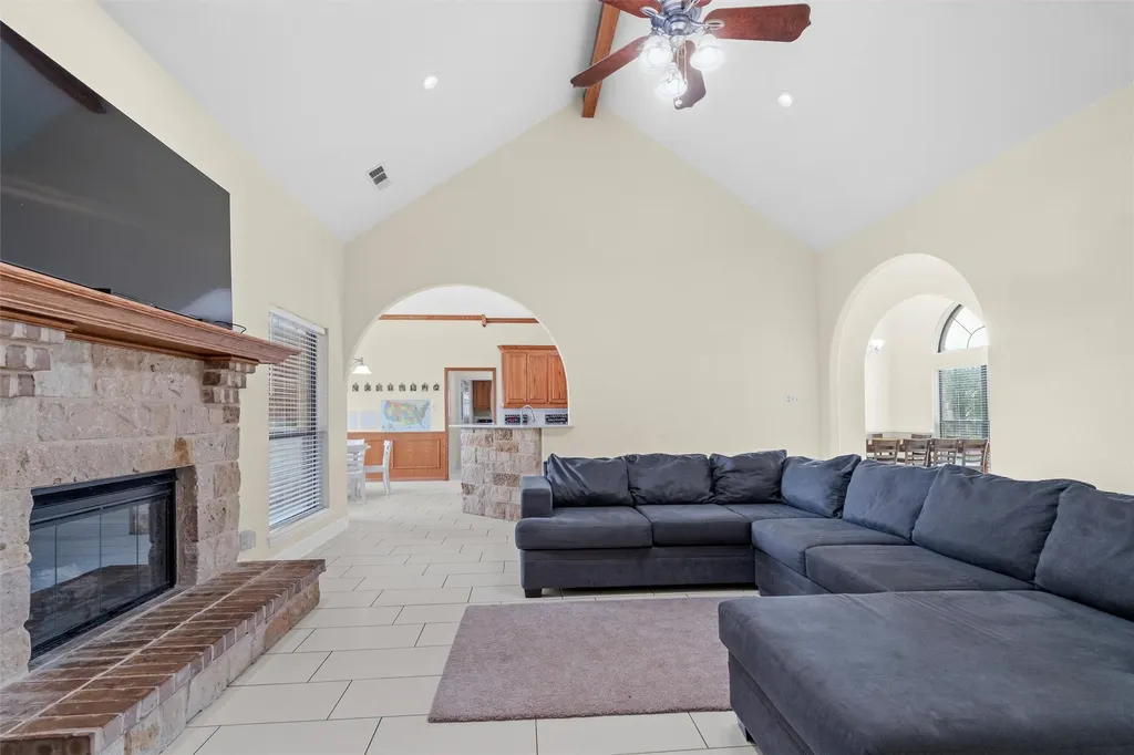 7241 Colwell Drive Midlothian TX 76065