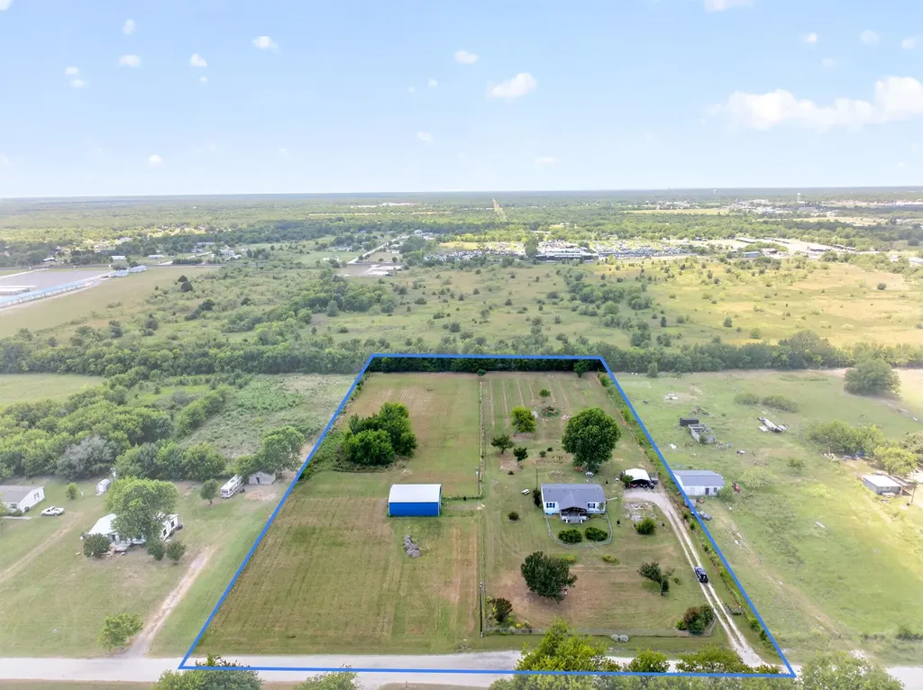 8900 Crestview Estate Road Quinlan TX 75474