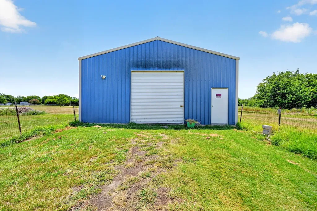 8900 Crestview Estate Road Quinlan TX 75474