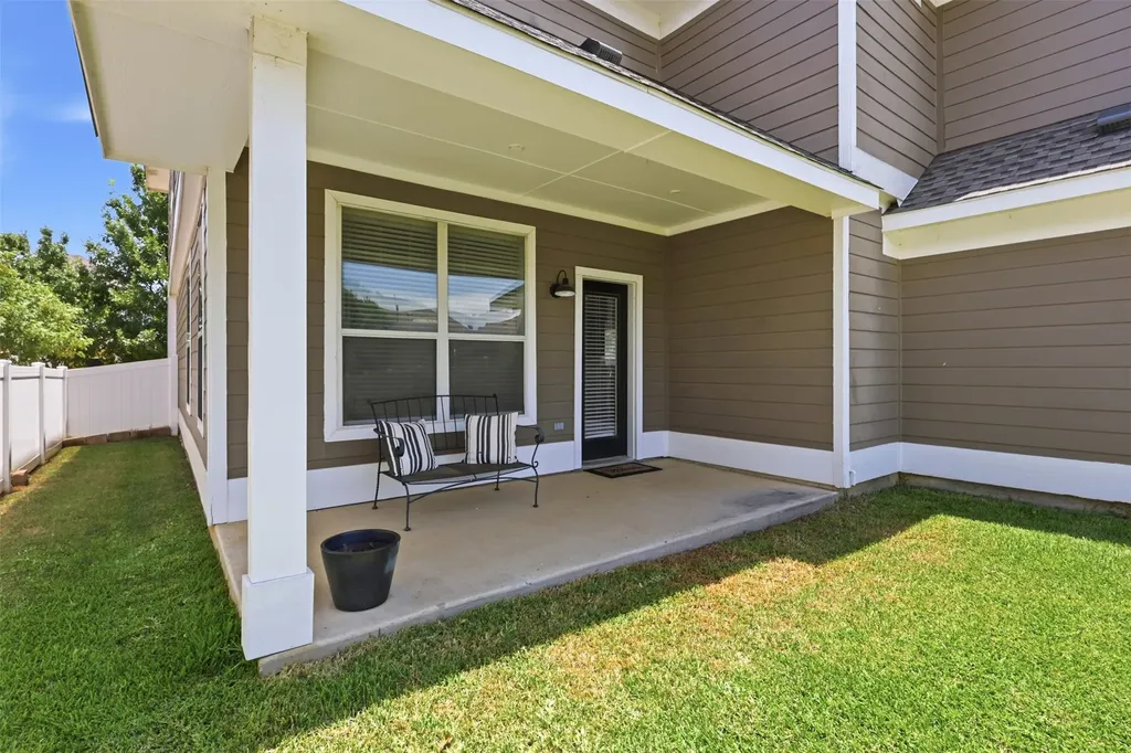 2001 Hartwell Court Providence Village TX 76227