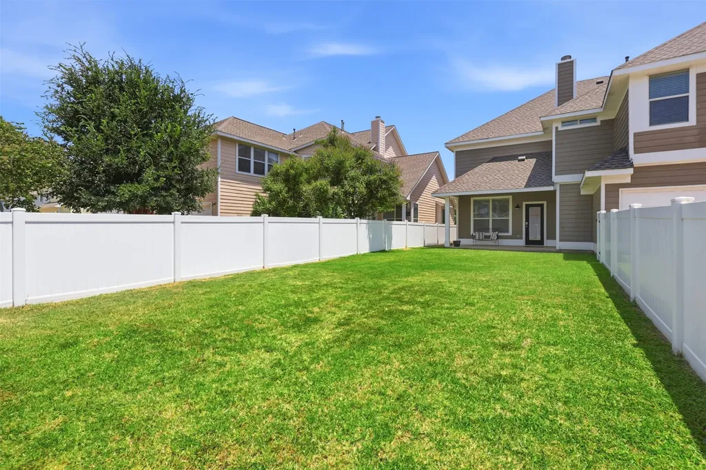 2001 Hartwell Court Providence Village TX 76227