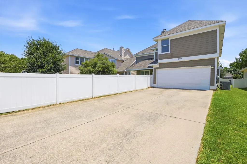 2001 Hartwell Court Providence Village TX 76227