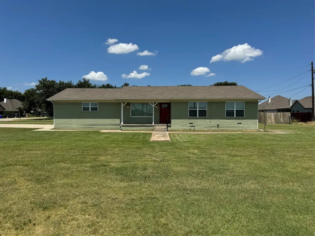 321 E Lake Street Krum TX 76249
