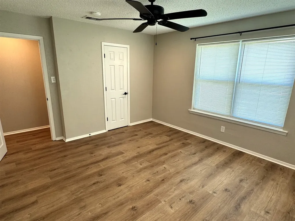 321 E Lake Street Krum TX 76249