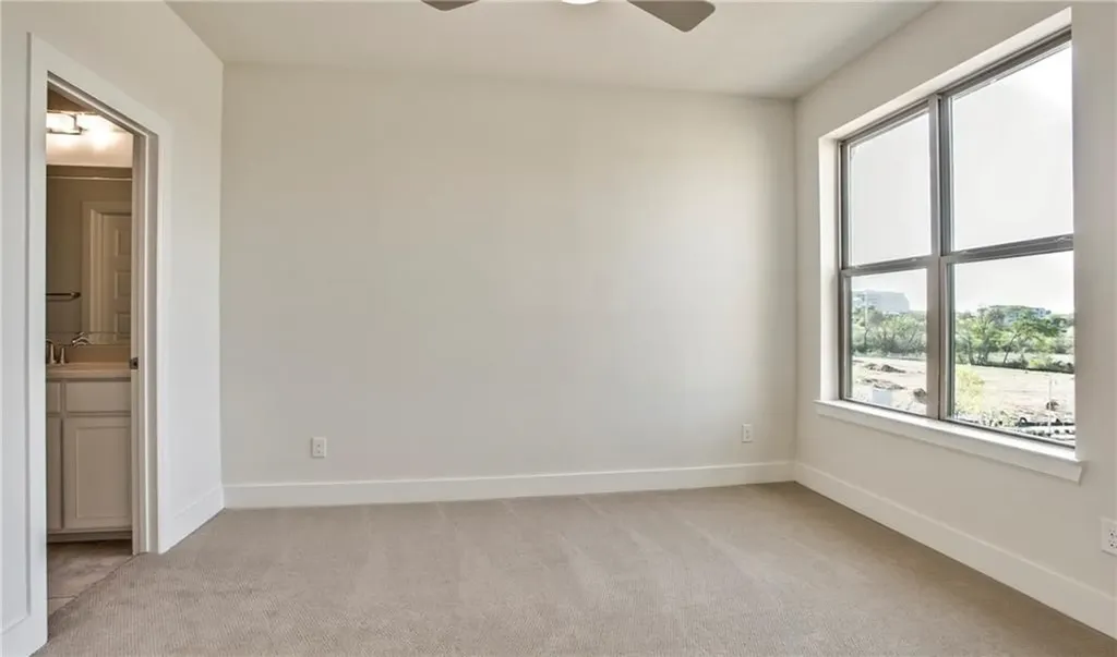 8221 Folcroft Lane Dallas TX 75231