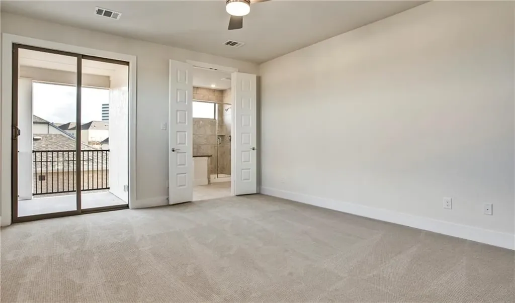 8221 Folcroft Lane Dallas TX 75231