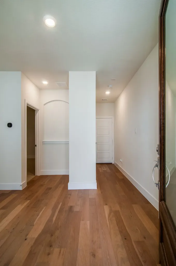 8221 Folcroft Lane Dallas TX 75231
