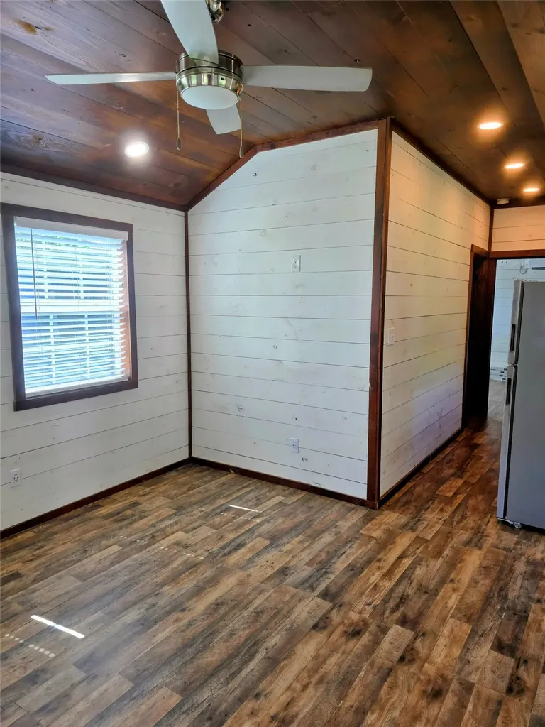 710 County Road 2298 Mineola TX 75773