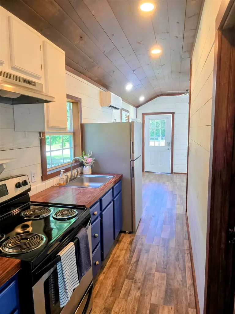 710 County Road 2298 Mineola TX 75773