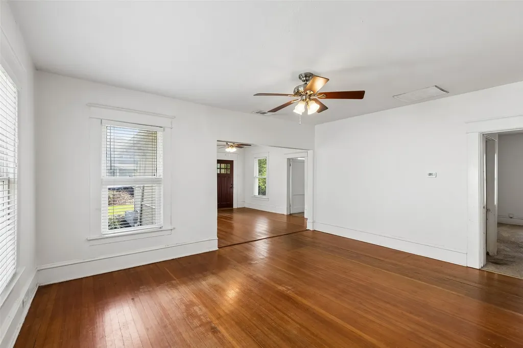 5505 Richard Avenue Dallas TX 75206