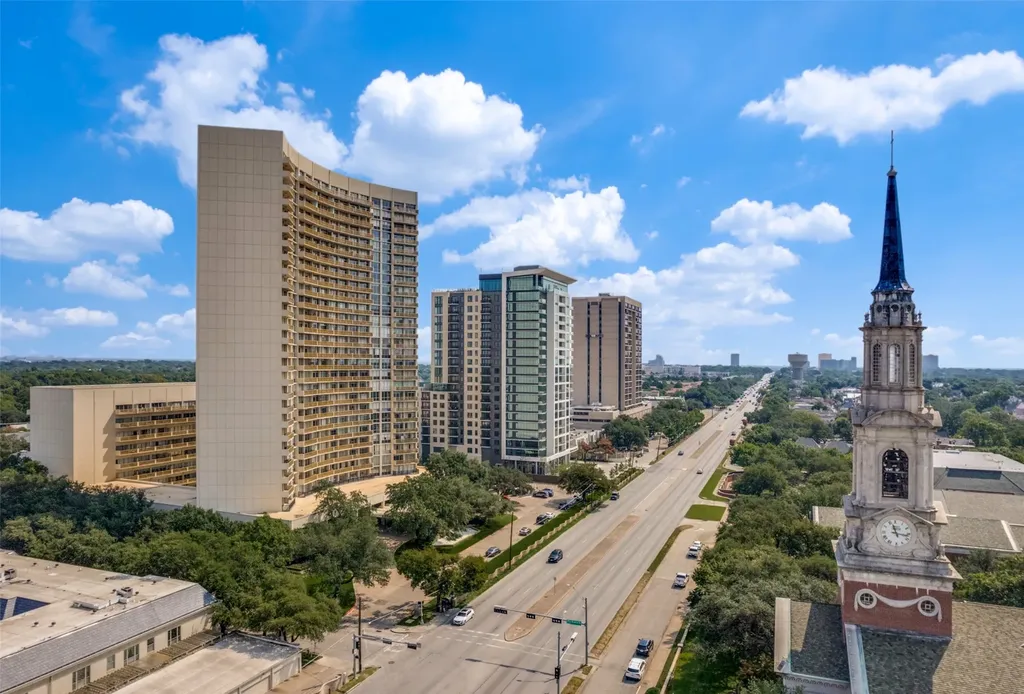 6211 W Northwest Highway Dallas TX 75225