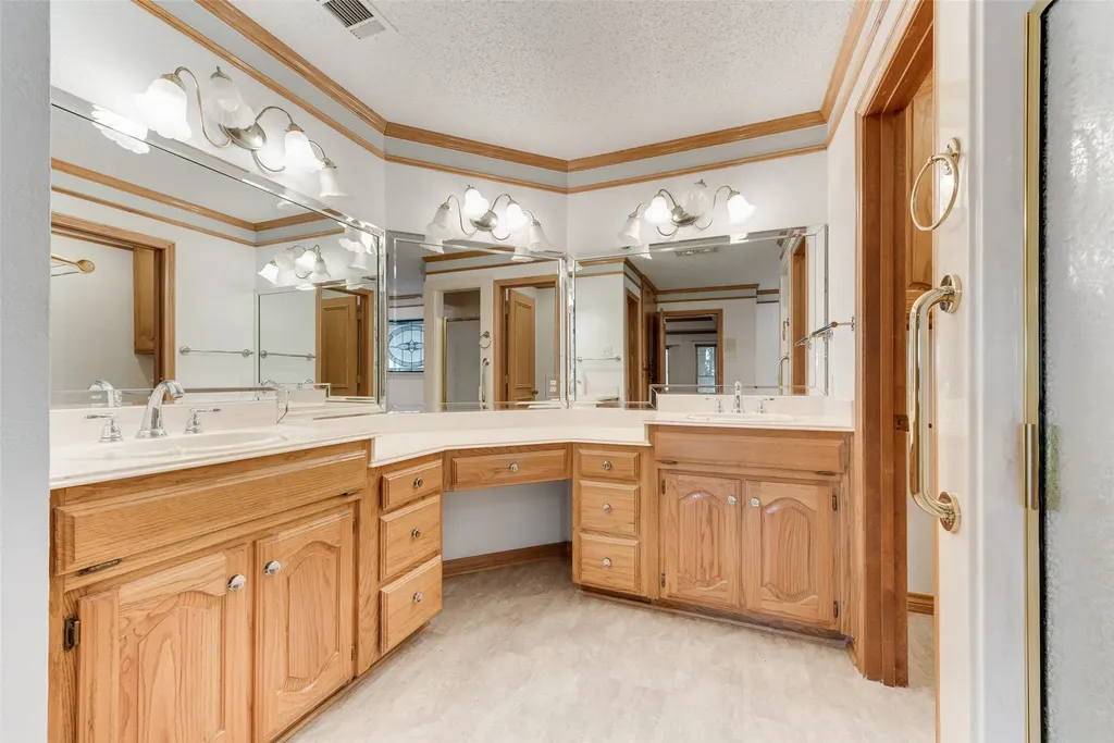 235 Taylor Road Waxahachie TX 75165