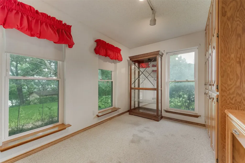 235 Taylor Road Waxahachie TX 75165