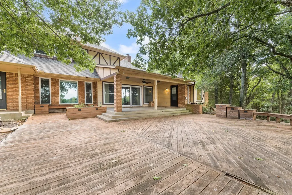 235 Taylor Road Waxahachie TX 75165