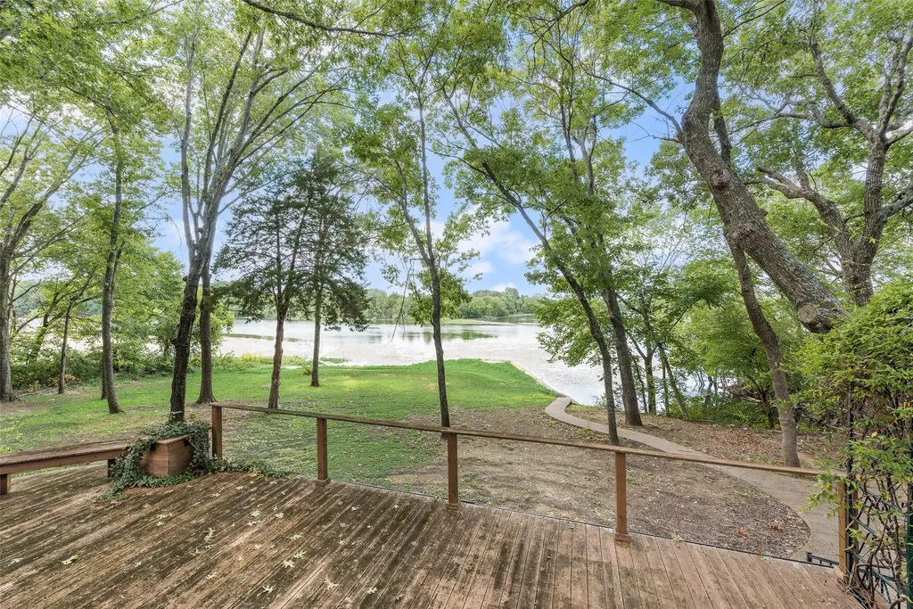 235 Taylor Road Waxahachie TX 75165