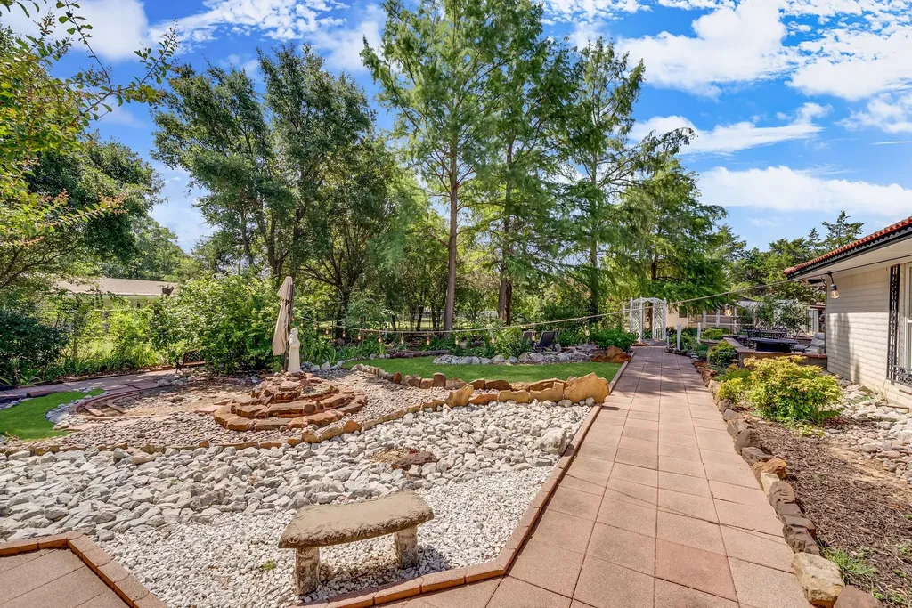 5120 Wildwood Drive Flower Mound TX 75028