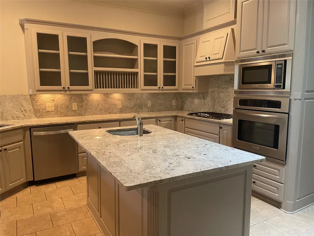 326 Harborview Drive Rockwall TX 75032