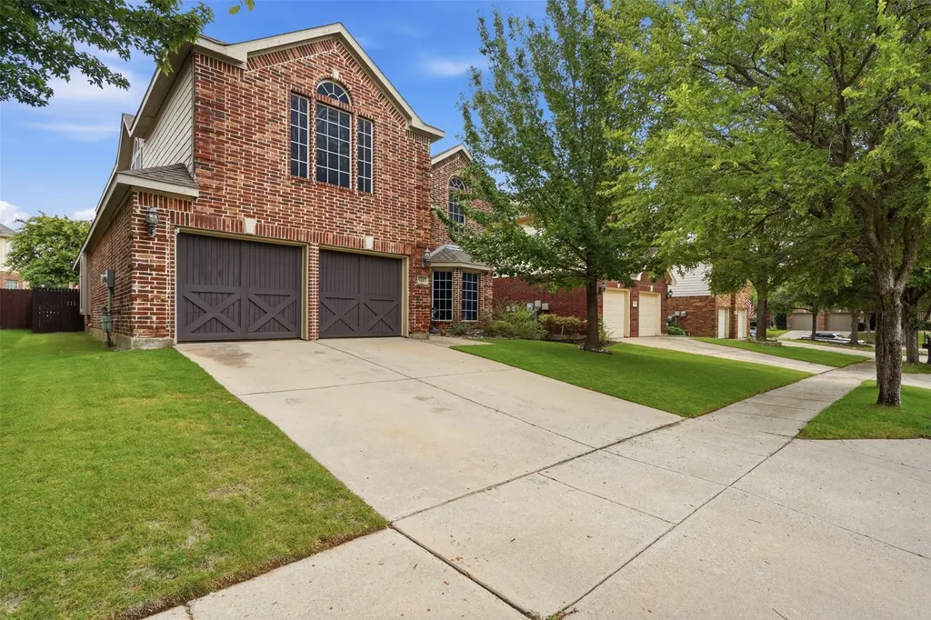 9117 Silsby Drive Fort Worth TX 76244