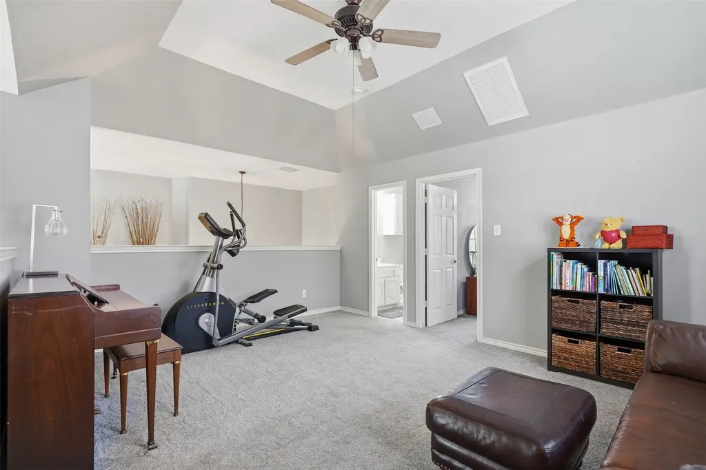 9117 Silsby Drive Fort Worth TX 76244