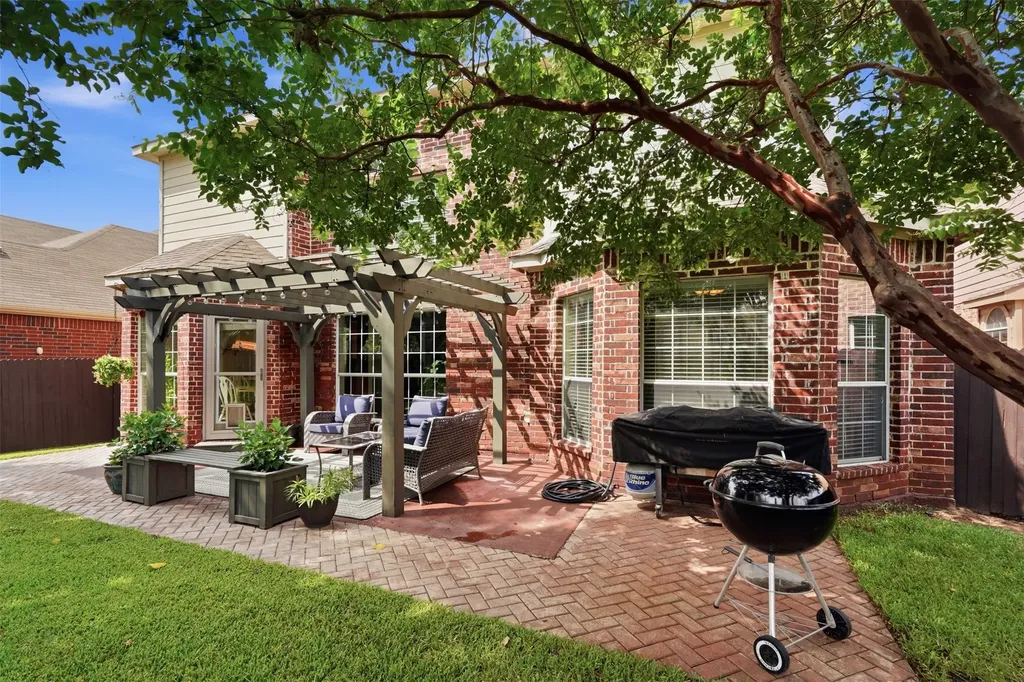 9117 Silsby Drive Fort Worth TX 76244