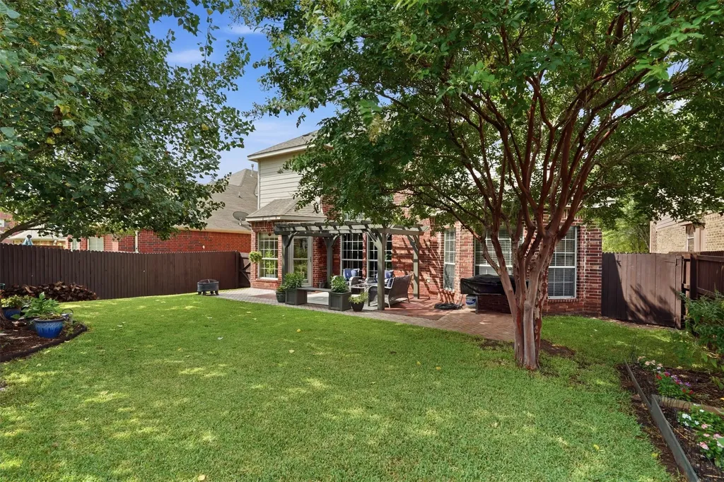 9117 Silsby Drive Fort Worth TX 76244