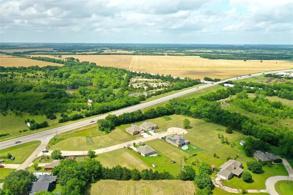 Lot 2 Kelcey Court Trenton TX 75490