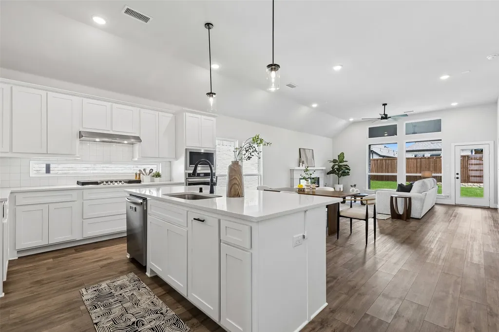 6145 Tahoe Winds Drive Celina TX 75009