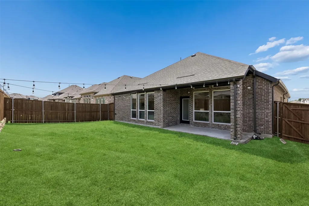 6145 Tahoe Winds Drive Celina TX 75009